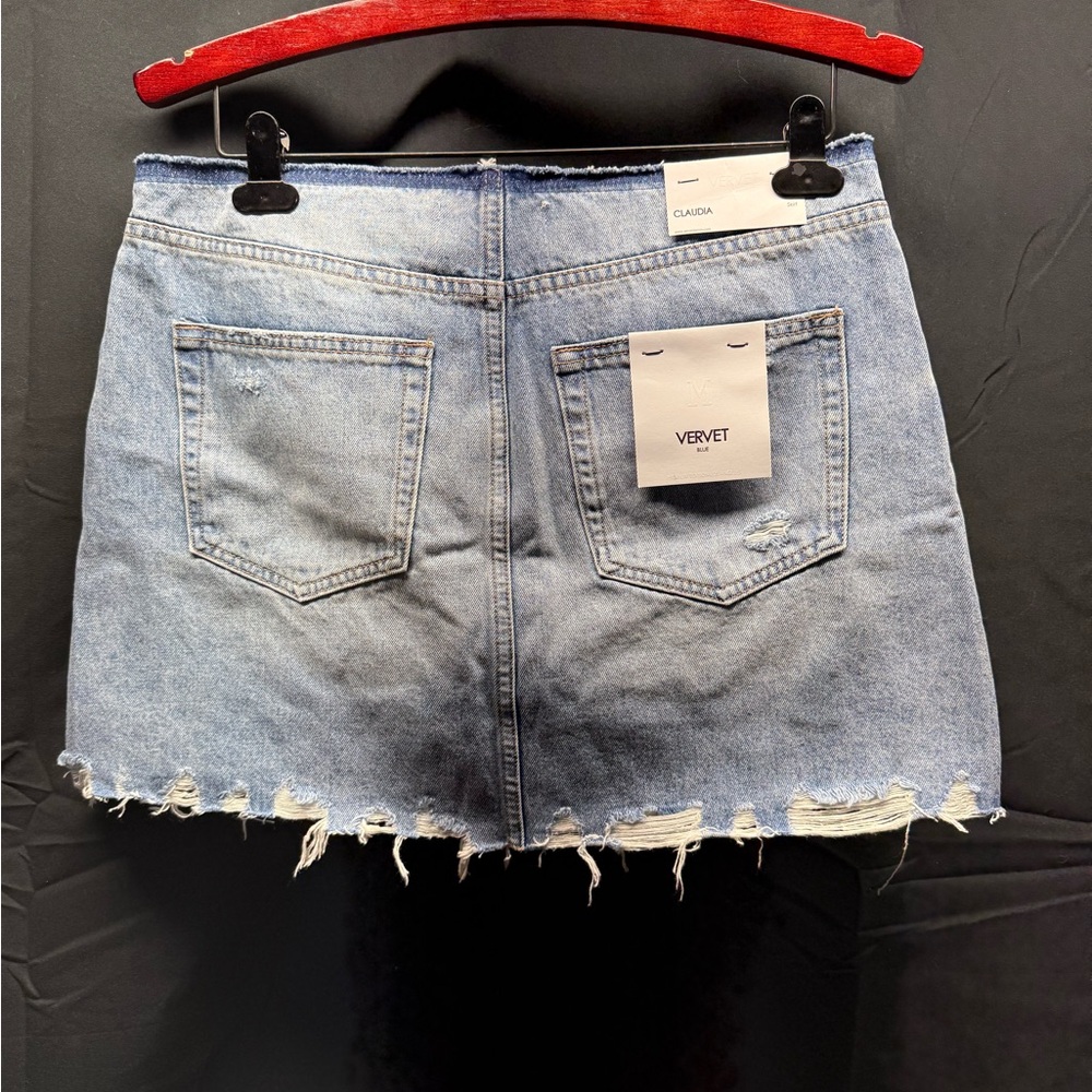 NWT Vervet Distressed Denim Mini Skirt - Light Blue Sz M (15an)